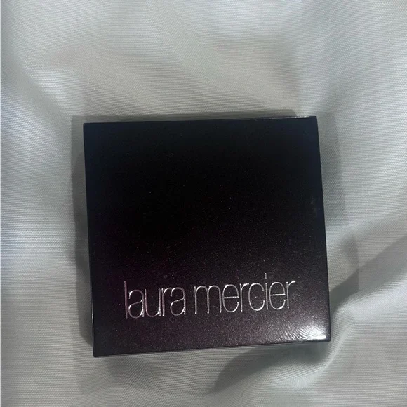 Laura Mercier Sparkling Dew eye color (NWOB) - Picture 3 of 4